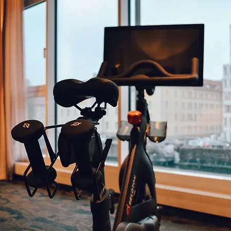 Neuer Fritz מלון