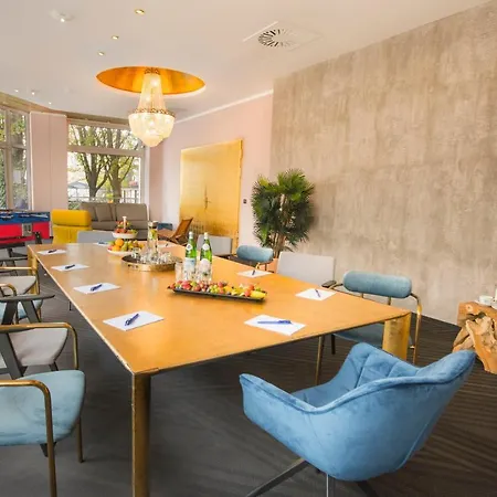 Neuer Fritz ベルリン