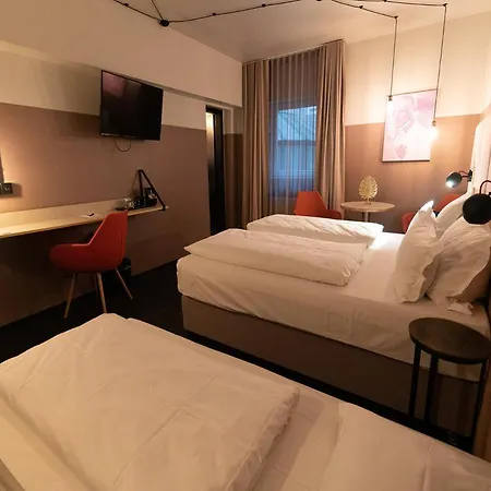 Neuer Fritz 3* Berlín