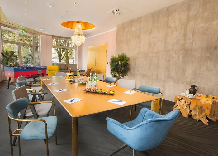 Neuer Fritz Берлин